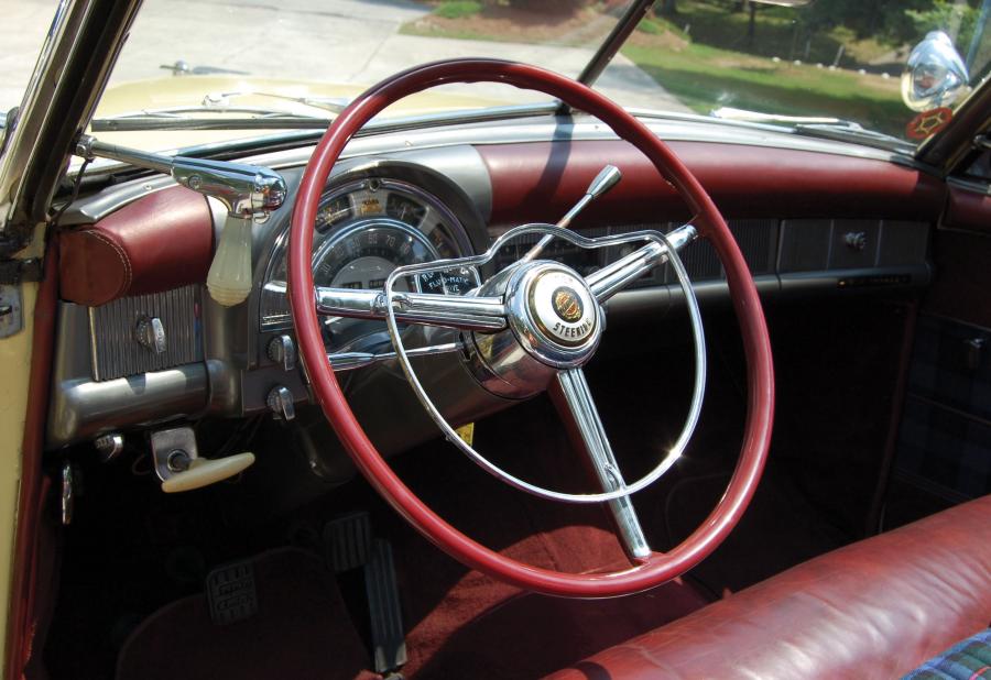  Chrysler New Yorker Convertible 1951 года  (фото 5 из 9)